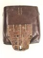 1.Weltkrieg oder Reichswehr, Kochgeschirrtasche für Berittene. Leder weich