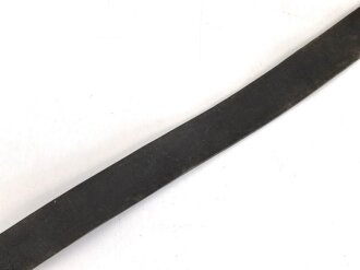 1.Weltkrieg, feldgraues Koppel für Berittene datiert 1915.  Gesamtlänge 104cm, selten. Die Schnalle leider neuzeitlich rot lackiert, dies leicht zu verbessern.
