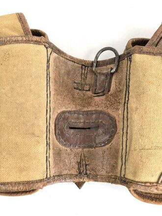 1.Weltkrieg, Paar Behelfspacktaschen aus Segeltuch. Ungereinigt, Stempel eines Train Depot