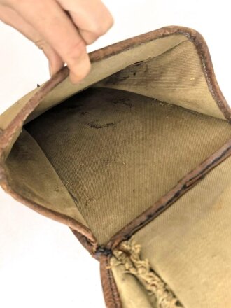 1.Weltkrieg, Paar Behelfspacktaschen aus Segeltuch. Ungereinigt, Stempel eines Train Depot