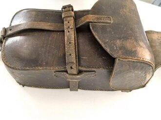 1. Garde Ulanen Regiment, Paar Packtaschen für Offiziere, ungereinigte Kammerstücke von 1915