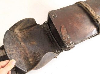1. Garde Ulanen Regiment, Paar Packtaschen für Offiziere, ungereinigte Kammerstücke von 1915