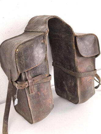 1. Weltkrieg, Paar Packtaschen für berittene, keine erkennbare Stempelung, ungereinigt