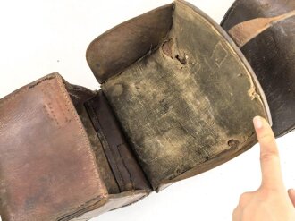1. Weltkrieg, Paar Packtaschen für berittene, keine erkennbare Stempelung, ungereinigt