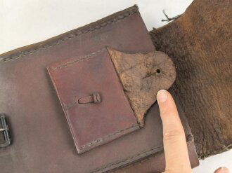 1. Weltkrieg, Tasche für Berittene, Riemen fehlt, datiert 1917