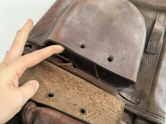1. Weltkrieg, Packtasche für Artillerie ?, Hersteller und 1917 gestempelt. Guter Gesamtzustand, ungereinigt