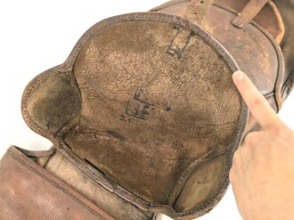 1. Weltkrieg, Packtasche für Artillerie ?, Hersteller und 1916 gestempelt. Ungereinigt