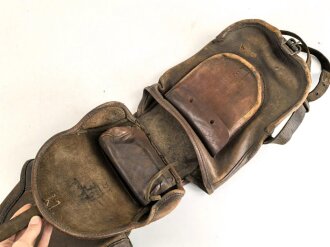 1. Weltkrieg, Packtasche für Artillerie ?, Hersteller und 1916 gestempelt. Ungereinigt