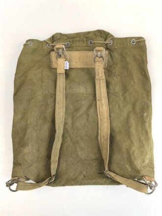 Tropenrucksack für Angehörige des Heeres. getragenes Stück, mit den zugehörigen Trageriemen