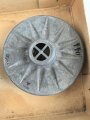 Luftschutz,  Volksgasmaske VM40 in Verpackung. Ungereinigt