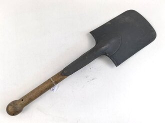 Luftschutz, gerader Spaten Wehrmacht, datiert 1938, für Luftschutz verausgabt. Höchstwahrscheinlich Originallack