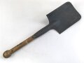 Luftschutz, gerader Spaten Wehrmacht, datiert 1938, für Luftschutz verausgabt. Höchstwahrscheinlich Originallack