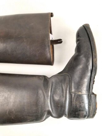 Paar Stiefel für Offiziere der Wehrmacht. getragenes Paar, Sohlenlänge 29cm