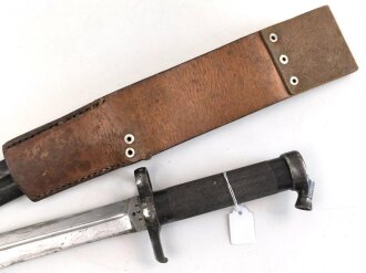 Schweden, Seitengewehr Modell 1896, im Koppelschuh. Ungereinigtes Stück