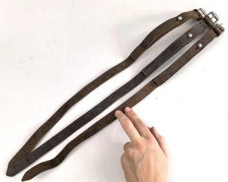 Drei Stück früheTornisterriemen Wehrmacht