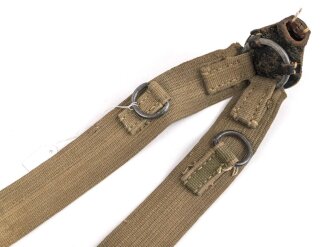 Koppeltragegestell in Tropenausführung für Wehrmacht. getragenes Stück, Endstück fehlt