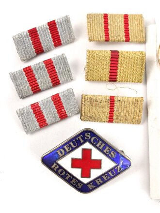 Deutsches Rotes Kreuz nach 1945, Konvolut Abzeichen