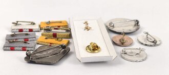 Deutsches Rotes Kreuz nach 1945, Konvolut Abzeichen