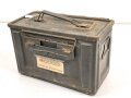 Frankreich, Gurtkasten / Munitionskasten für " 100 Cartouches do 12,7mm Modelle 1947. Datiert 1963. Ungereinigtes Stück