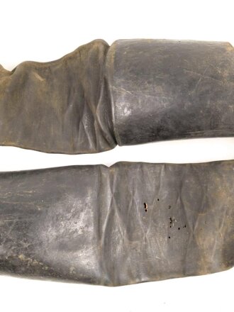 Kaiserreich und 1. Weltkrieg, Paar hohe Mannschaftsstiefel  für zum Beispiel Kürassiere. Ungereinigtes Paar, Sohlenlänge 29cm