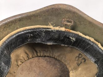 Russland 2. Weltkrieg, Stahlhelm SSH40 mit Innenfutter M36. Ungereinigtes Stück, Originallack