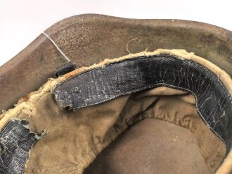 Russland 2. Weltkrieg, Stahlhelm SSH40 mit Innenfutter M36. Ungereinigtes Stück, Originallack