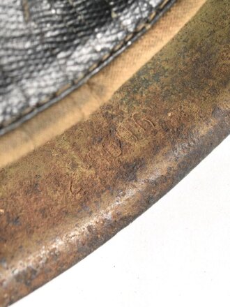 Russland 2. Weltkrieg, Stahlhelm SSH40 mit Innenfutter M36. Ungereinigtes Stück, Originallack