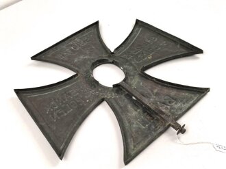 Feldzug gegen Polen, grosses Grabkreuz eines am 3.10.39 in Sanok Gefallenen Schützen. ma0e 39 x 39cm. Ungereinigtes Stück