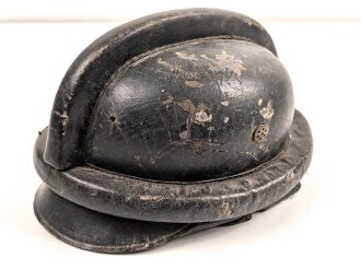 NSKK Motorrad Sturzhelm. Der lederne Wulst einseitig...