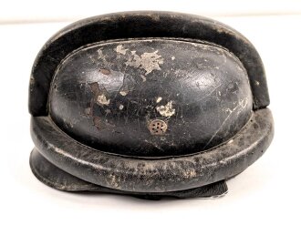 NSKK Motorrad Sturzhelm. Der lederne Wulst einseitig...