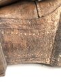 Paar Tropenstiefel für Angehörige der Luftwaffe. Ursprünglich nicht ganz paarig, aber aufgrund der Tragespuren sicherlich so getragenes Paar in gutem Gesamtzustand,  ungereinigt, Sohlenlänge 28,5cm