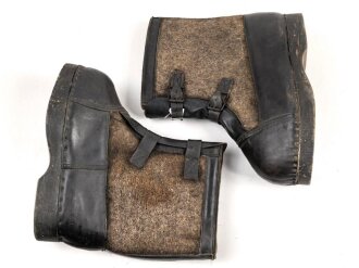 Paar Wachstiefel Wehrmacht, Filz mit Holzsohle, wurden...