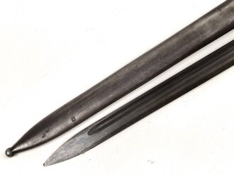 Seitengewehr VZ24 mit Laufring. Reste von grünem Lack auf der Scheide, keinerlei Markierungen