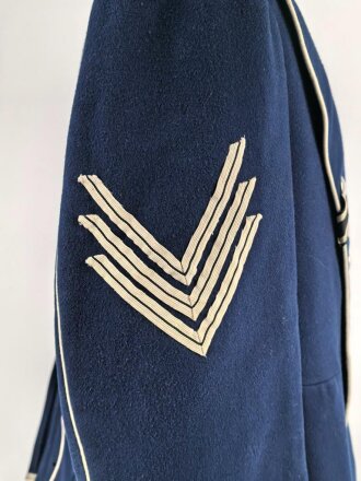 Hannover, Ulanka für einen Sergeanten im Ulanen Regiment 13. Getragenes Kammerstück von 1912