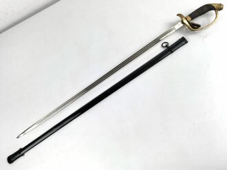Preussen, Infanterie Offiziers Degen IOD Modell 1889 in Luxusausführung. Guter Gesamtzustand, die Scheide alt überlackiert. das Klappgefäß bleibt nicht am Griffstück, sondern klappt in seine jetztige Form zurück.
