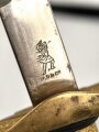 Preussen, Infanterie Offiziers Degen IOD Modell 1889 in Luxusausführung. Guter Gesamtzustand, die Scheide alt überlackiert. das Klappgefäß bleibt nicht am Griffstück, sondern klappt in seine jetztige Form zurück.