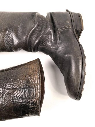 Paar Mannschaftsstiefel für berittene der Wehrmacht. Kammerstück in gutem Gesamtzustand, Leder weich, Sohlenlänge knapp 29cm