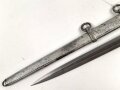 Dolch für Offiziere des Heeres, saubere Klinge von Höller Solingen. Vor langer Zeit silbern lackiert.