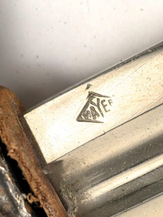 Luftwaffe, Fliegerschwert für Offiziere. Verkaufslogo " Mayer" in Raute. Guter Gesamtzustand, gleichmäßige Patina