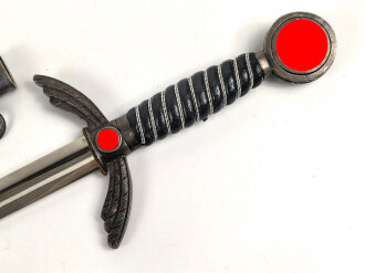 Luftwaffe, Fliegerschwert für Offiziere. Verkaufslogo " Mayer" in Raute. Guter Gesamtzustand, gleichmäßige Patina