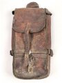 1. Weltkrieg, Tasche für berittenes Hufbeschlagpersonal. Ungereinigtes Stück, datiert 1917