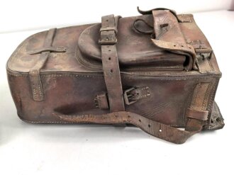Kürassier Regiment von Seydlitz No. 7, Paar Packtaschen  mit Hilfspacktaschen. Original zugehörig, die Deckel der Packtaschen vor langer Zeit abgeschnitten. Ungereinigt.