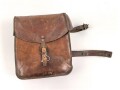 Packtasche für Berittene. Alter und Herkunft unbekannt. Maße etwa 26 x 30 x 10cm