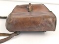 Packtasche für Berittene. Alter und Herkunft unbekannt. Maße etwa 26 x 30 x 10cm