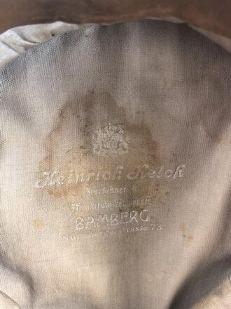 Bayern, Schirmmütze für einen Offizier im 2. Chevaulegers Regiment „Taxis“ Regensburg. Eigentumstück, getragen, leichter Mottenschaden im Bund