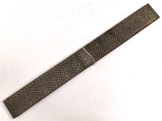Hufraspel "Mittel" von F.Dick. Sehr ähnlich dem Modell der Wehrmacht, so sicherlich auch auf dem zivilen Markt zugekauft