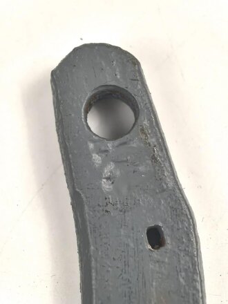 Hufeisen für Pferd Wehrmacht , Grösse 4,  datiert 1943. Neuzeitlich lackiert