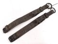 Kavallerie oder bespannte Artillerie, Paar Lederriemen jeweils 33cm, ungereinigt