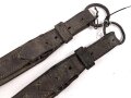 Kavallerie oder bespannte Artillerie, Paar Lederriemen jeweils 33cm, ungereinigt