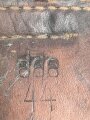 Brustblatt zum Sielengeschirr 25 der Wehrmacht , gereinigtes Stück datiert 1944, die Metallteile neuzeitlich lackiert